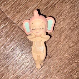Sonny Angel Dreaming elephant Hipper